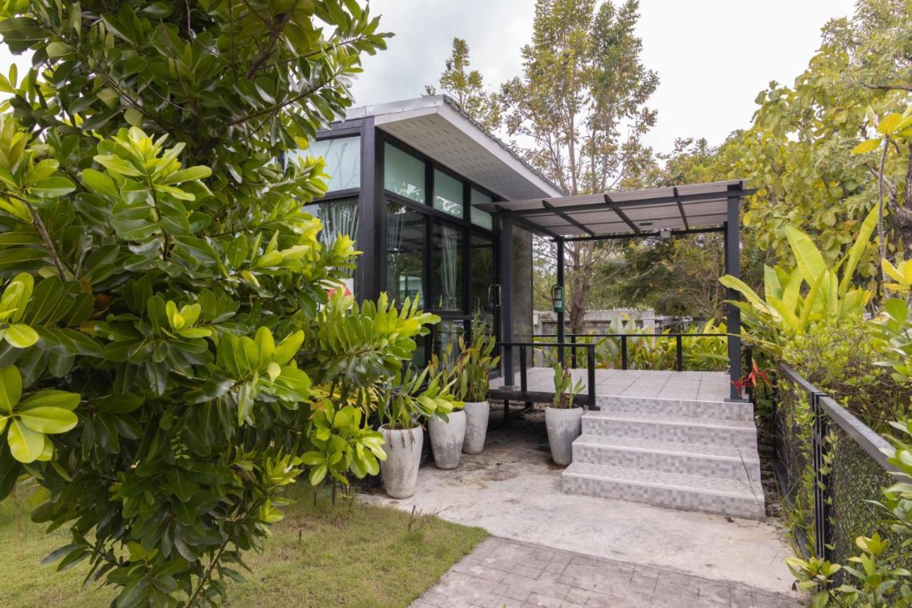 Utapao Sattahip Rayong Resort Ban Nong Sa Екстер'єр фото